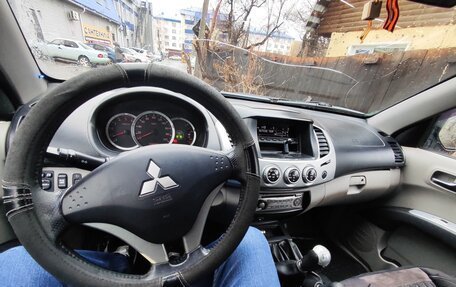 Mitsubishi L200 IV рестайлинг, 2012 год, 1 290 000 рублей, 5 фотография