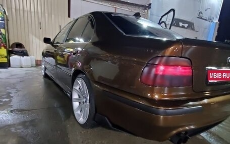 BMW 5 серия, 1997 год, 750 000 рублей, 3 фотография