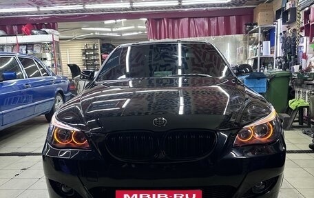 BMW 5 серия, 2005 год, 1 300 000 рублей, 10 фотография