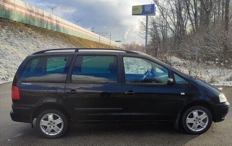 Volkswagen Sharan I рестайлинг, 2003 год, 435 000 рублей, 5 фотография
