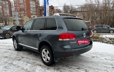 Volkswagen Touareg III, 2005 год, 830 000 рублей, 3 фотография
