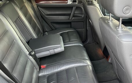 Volkswagen Touareg III, 2005 год, 830 000 рублей, 15 фотография