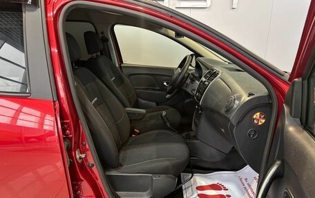 Renault Sandero II рестайлинг, 2014 год, 975 000 рублей, 14 фотография