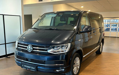 Volkswagen Multivan T6 рестайлинг, 2019 год, 4 000 000 рублей, 1 фотография