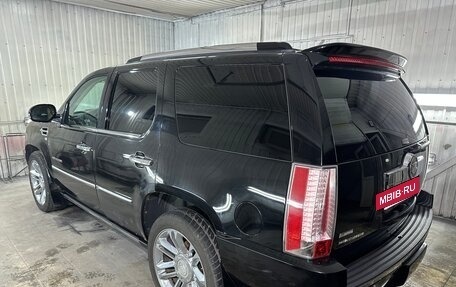 Cadillac Escalade III, 2008 год, 1 250 000 рублей, 4 фотография