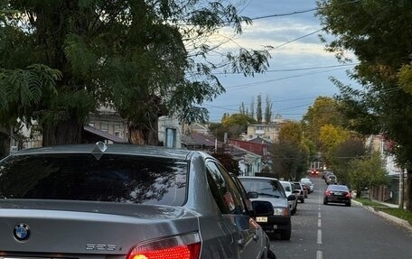 BMW 5 серия, 2004 год, 860 000 рублей, 13 фотография