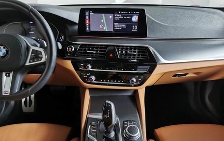 BMW 5 серия, 2020 год, 4 750 000 рублей, 13 фотография