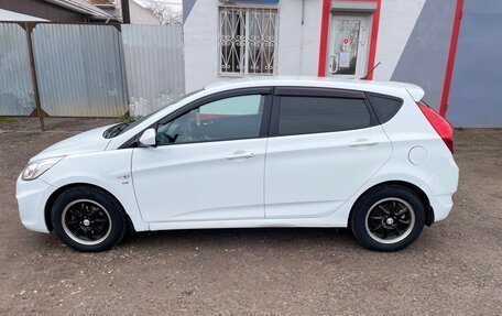 Hyundai Solaris II рестайлинг, 2013 год, 600 000 рублей, 8 фотография