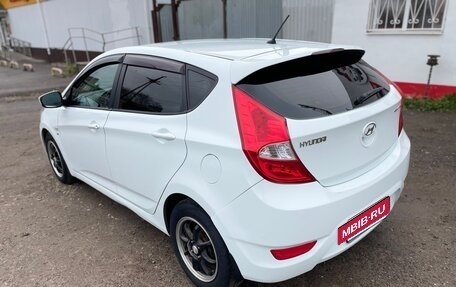 Hyundai Solaris II рестайлинг, 2013 год, 600 000 рублей, 7 фотография