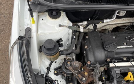 Hyundai Solaris II рестайлинг, 2013 год, 600 000 рублей, 19 фотография