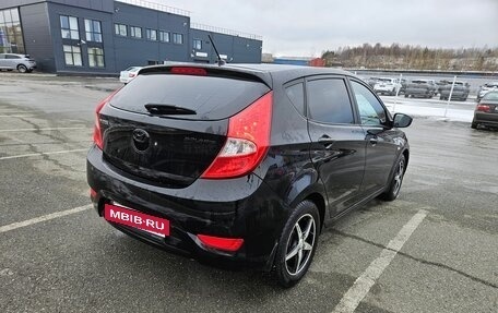 Hyundai Solaris II рестайлинг, 2011 год, 680 000 рублей, 4 фотография