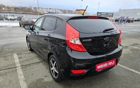 Hyundai Solaris II рестайлинг, 2011 год, 680 000 рублей, 5 фотография