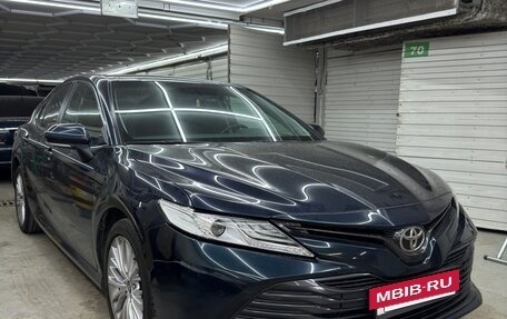 Toyota Camry, 2020 год, 2 360 000 рублей, 3 фотография