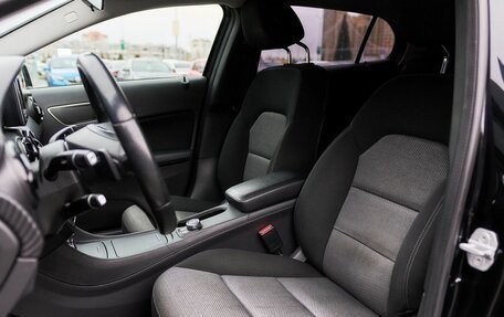 Mercedes-Benz GLA, 2015 год, 2 099 200 рублей, 12 фотография