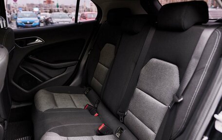 Mercedes-Benz GLA, 2015 год, 2 099 200 рублей, 13 фотография