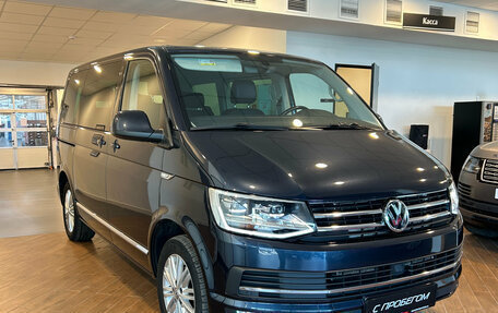 Volkswagen Multivan T6 рестайлинг, 2019 год, 4 000 000 рублей, 5 фотография