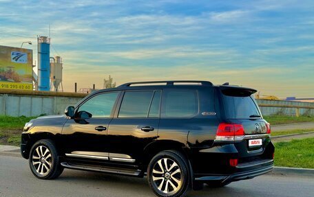 Toyota Land Cruiser 200, 2018 год, 6 450 000 рублей, 8 фотография