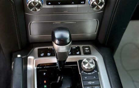 Toyota Land Cruiser 200, 2018 год, 6 450 000 рублей, 20 фотография