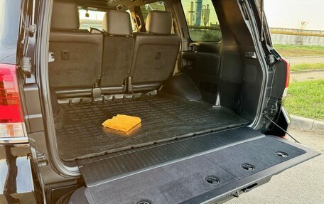 Toyota Land Cruiser 200, 2018 год, 6 450 000 рублей, 31 фотография