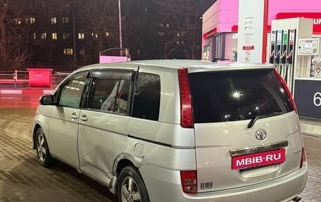 Toyota ISis I, 2005 год, 440 000 рублей, 13 фотография