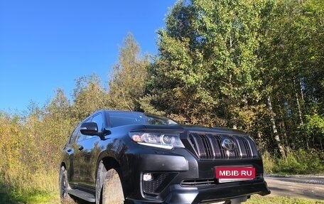 Toyota Land Cruiser Prado 150 рестайлинг 2, 2021 год, 5 980 000 рублей, 2 фотография