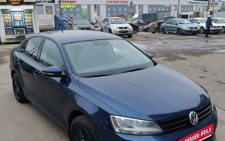 Volkswagen Jetta VI, 2015 год, 820 000 рублей, 2 фотография