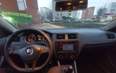 Volkswagen Jetta VI, 2015 год, 820 000 рублей, 17 фотография