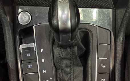 Volkswagen Tiguan II, 2018 год, 2 379 000 рублей, 12 фотография