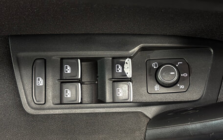 Volkswagen Tiguan II, 2018 год, 2 379 000 рублей, 14 фотография