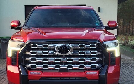 Toyota Tundra, 2023 год, 9 700 000 рублей, 2 фотография