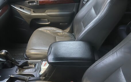 Toyota Land Cruiser Prado 120 рестайлинг, 2004 год, 950 000 рублей, 3 фотография