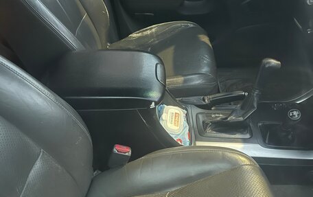 Toyota Land Cruiser Prado 120 рестайлинг, 2004 год, 950 000 рублей, 4 фотография