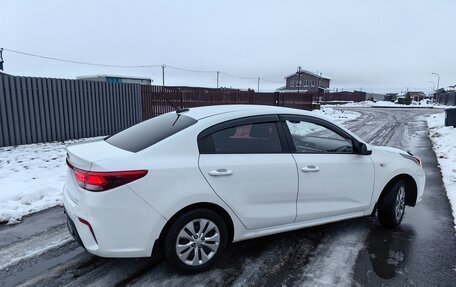 KIA Rio IV, 2017 год, 910 000 рублей, 7 фотография