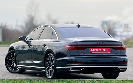 Audi A8, 2018 год, 4 500 000 рублей, 2 фотография