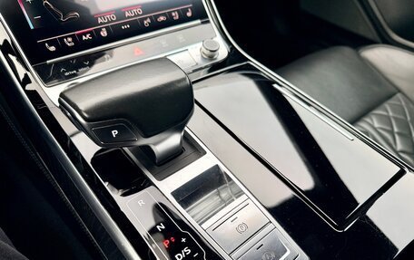 Audi A8, 2018 год, 4 500 000 рублей, 23 фотография