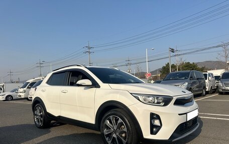 KIA Stonic, 2018 год, 1 107 000 рублей, 1 фотография