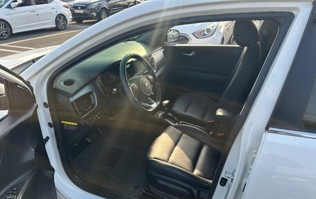 KIA Stonic, 2018 год, 1 107 000 рублей, 6 фотография