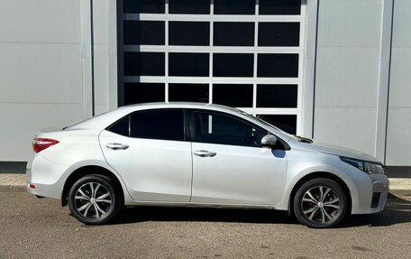 Toyota Corolla, 2013 год, 1 075 000 рублей, 6 фотография