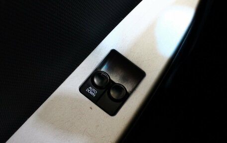 Hyundai Solaris II рестайлинг, 2011 год, 799 000 рублей, 12 фотография