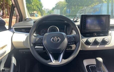 Toyota Corolla, 2021 год, 1 023 000 рублей, 9 фотография