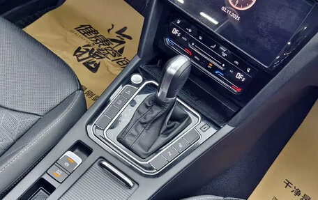 Volkswagen Passat CC, 2022 год, 3 581 027 рублей, 12 фотография