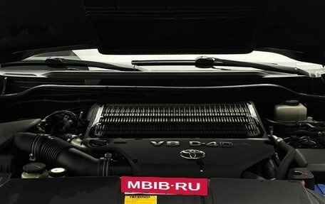 Toyota Land Cruiser 200, 2012 год, 3 390 000 рублей, 12 фотография