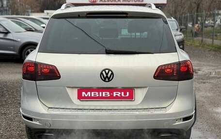 Volkswagen Touareg III, 2013 год, 1 350 000 рублей, 3 фотография