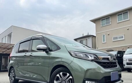 Honda Freed II, 2022 год, 1 312 000 рублей, 1 фотография