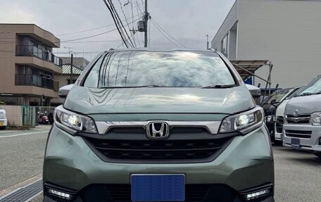 Honda Freed II, 2022 год, 1 312 000 рублей, 2 фотография