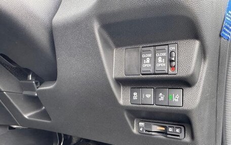 Honda Freed II, 2022 год, 1 312 000 рублей, 14 фотография