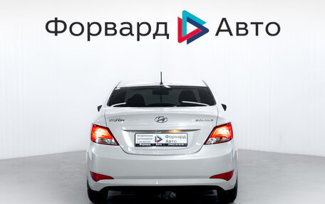 Hyundai Solaris II рестайлинг, 2015 год, 999 900 рублей, 6 фотография