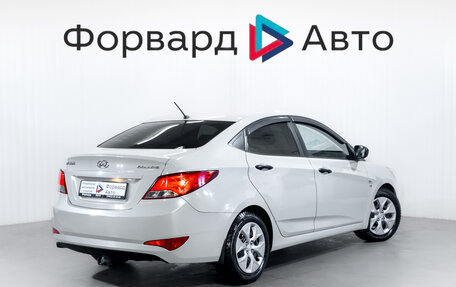 Hyundai Solaris II рестайлинг, 2015 год, 999 900 рублей, 7 фотография