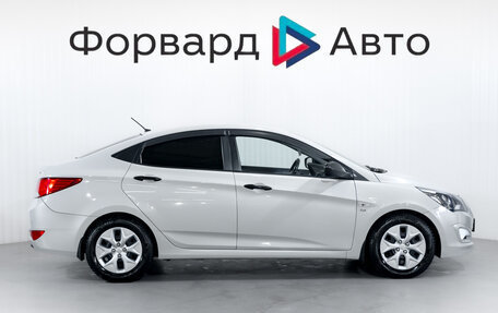 Hyundai Solaris II рестайлинг, 2015 год, 999 900 рублей, 8 фотография