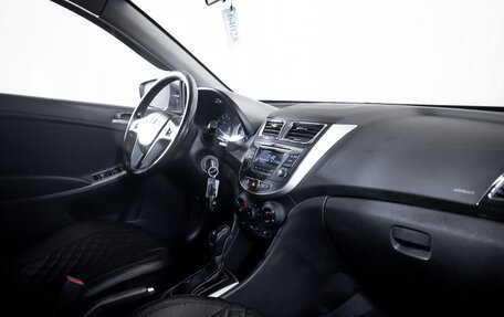 Hyundai Solaris II рестайлинг, 2015 год, 999 900 рублей, 17 фотография